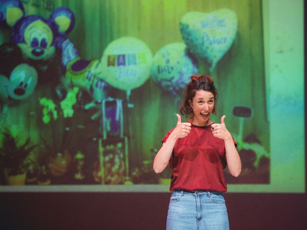 Julie Delrue - Mamamanie (foto: Lauranne Cleenwerck)